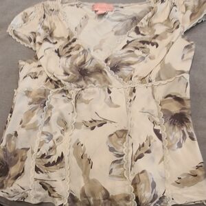 Bandolino 100% silk top